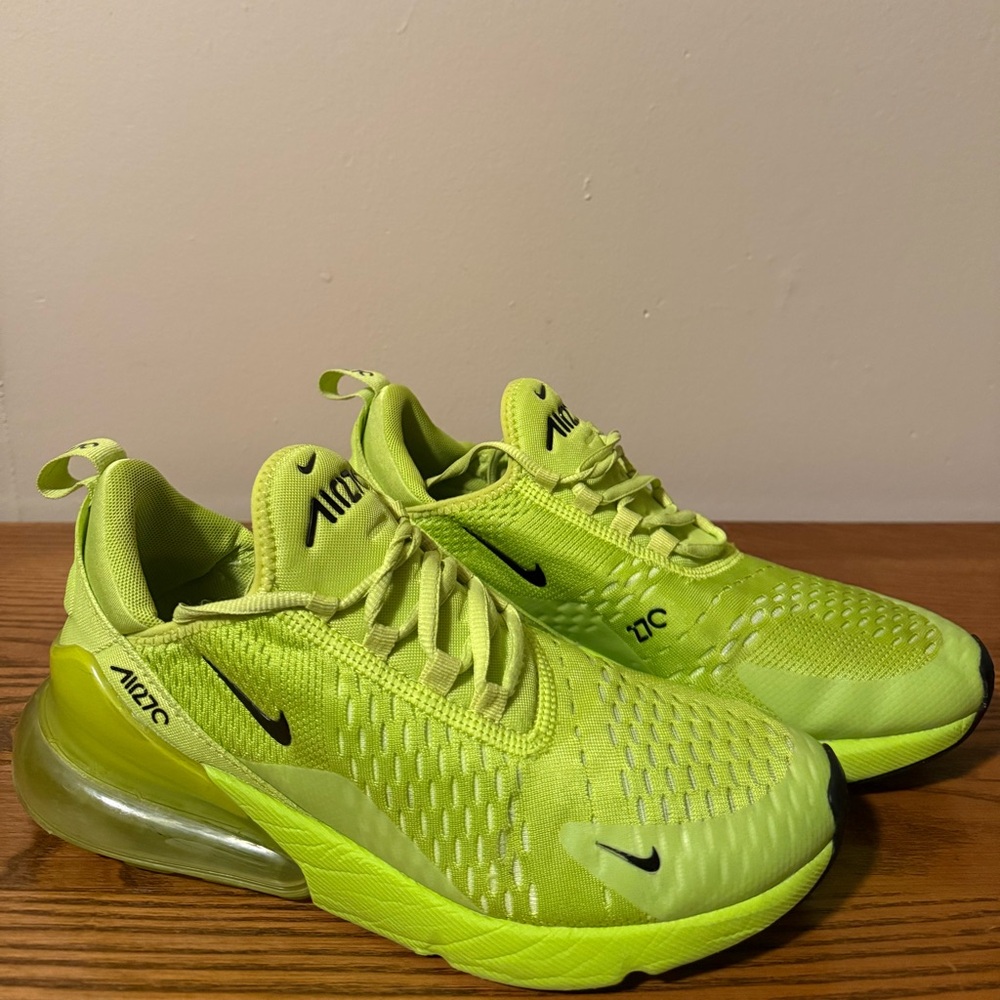 Nike Air Max 270 Atomic Green Volt Womens Size 9 DV2226-300 Athletic Shoes